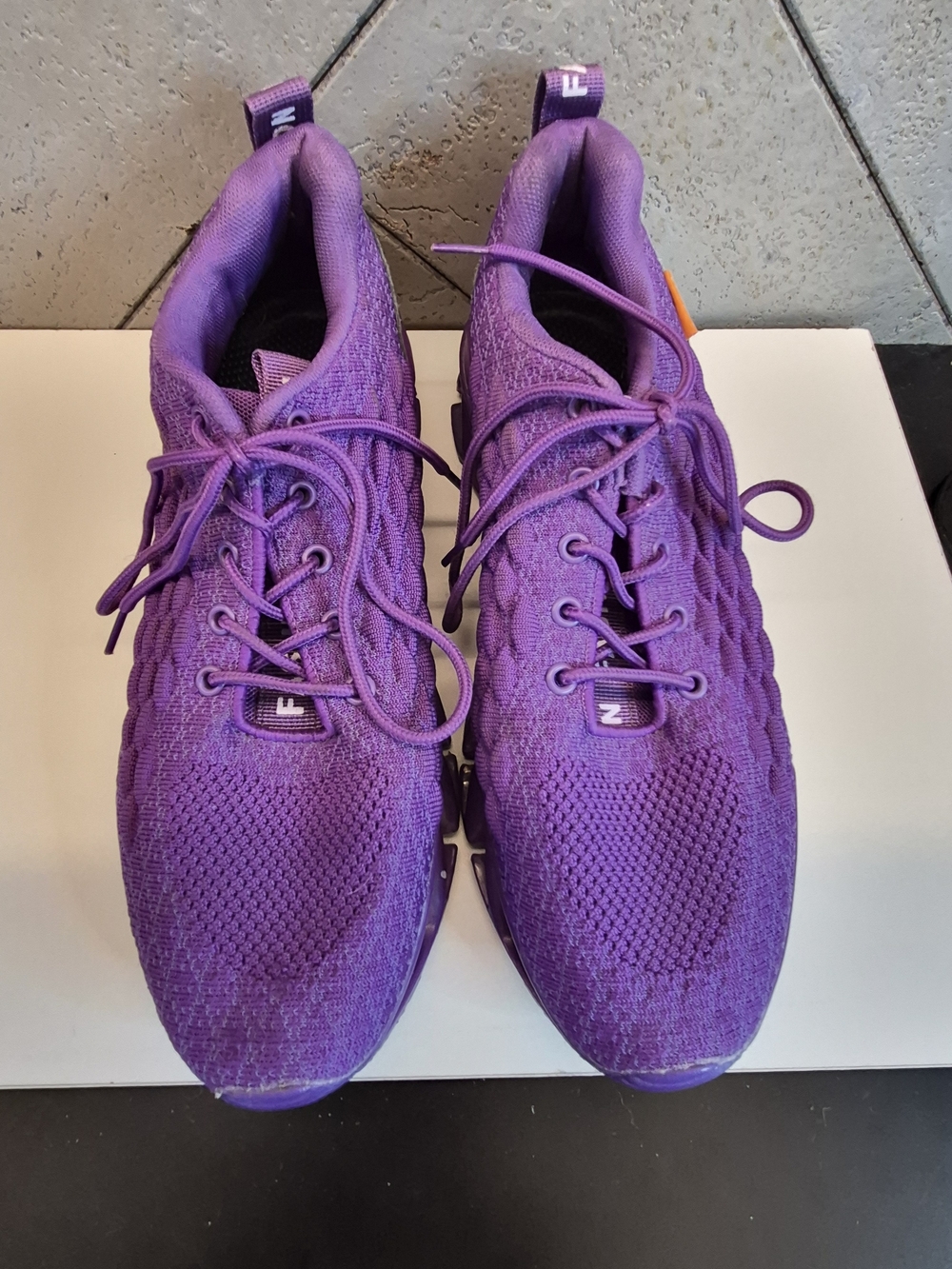 SKDOIUL Vamp Knit Mesh Fabric Lace-Up Honeycomb Running Sneakers, 42/ Men 8.5